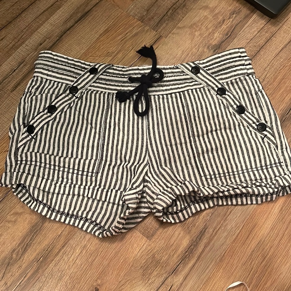 Women’s shorts
